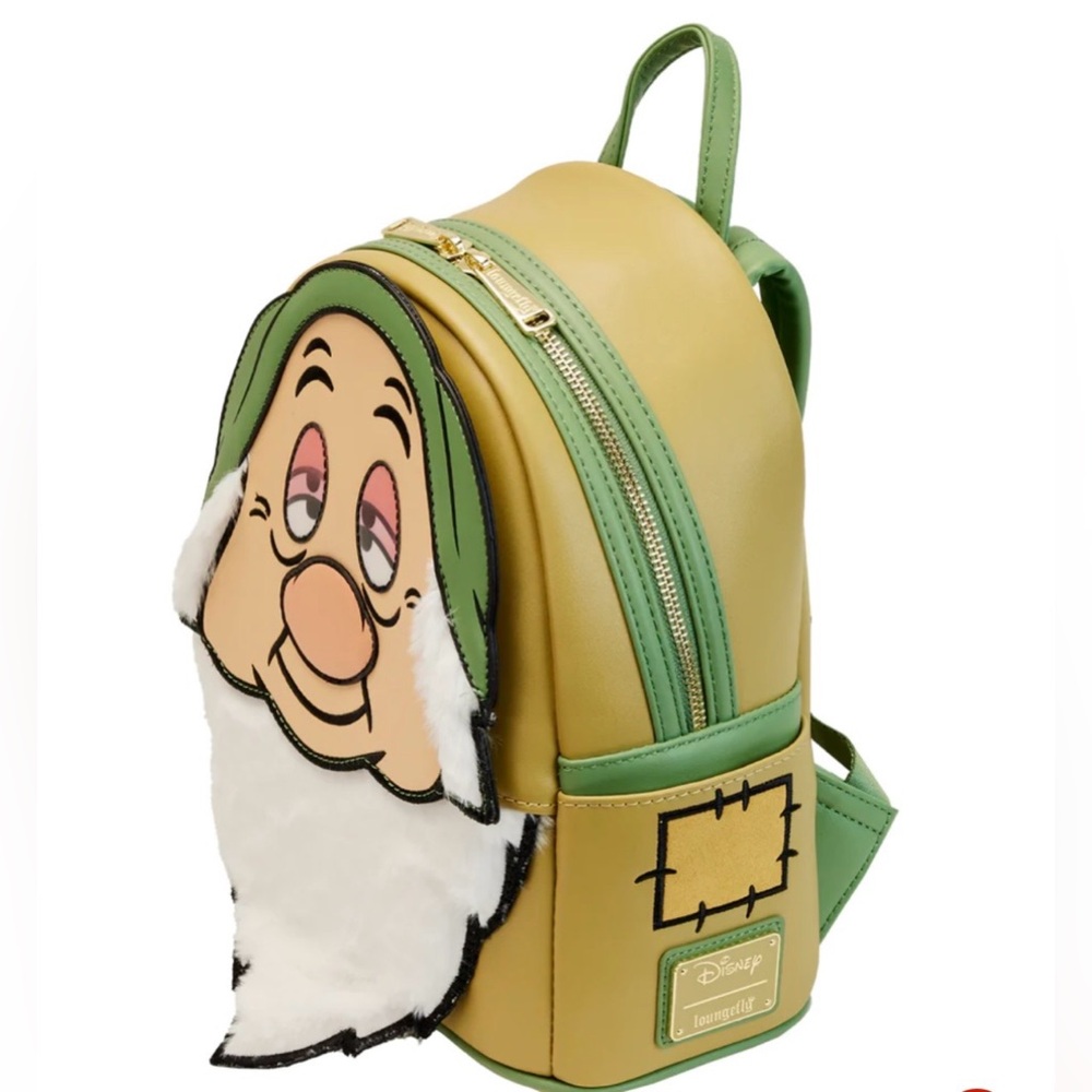 LOUNGEFLY Disney Snow White and the Seven Dwarfs Sleepy Lenticular Mini Backpack - Picture 2 of 4